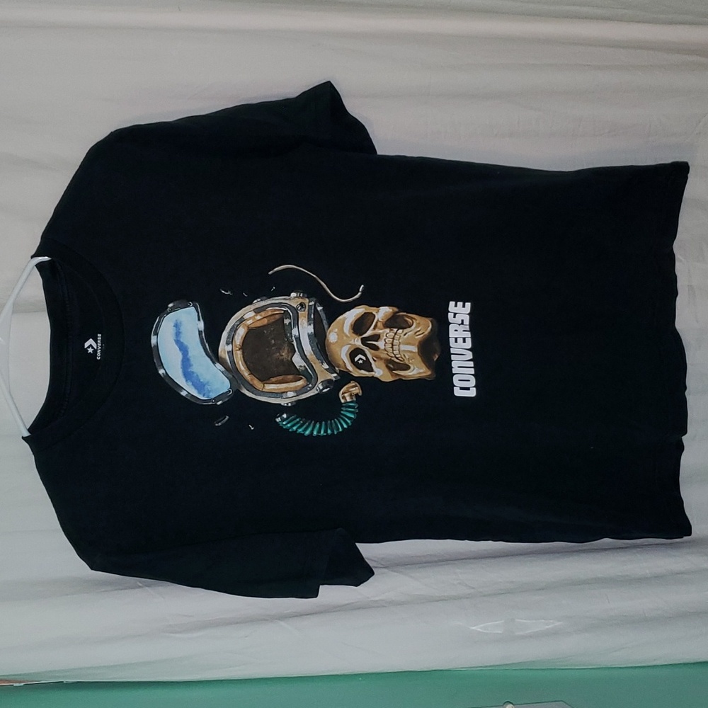 Converse skull spaceman t shirt